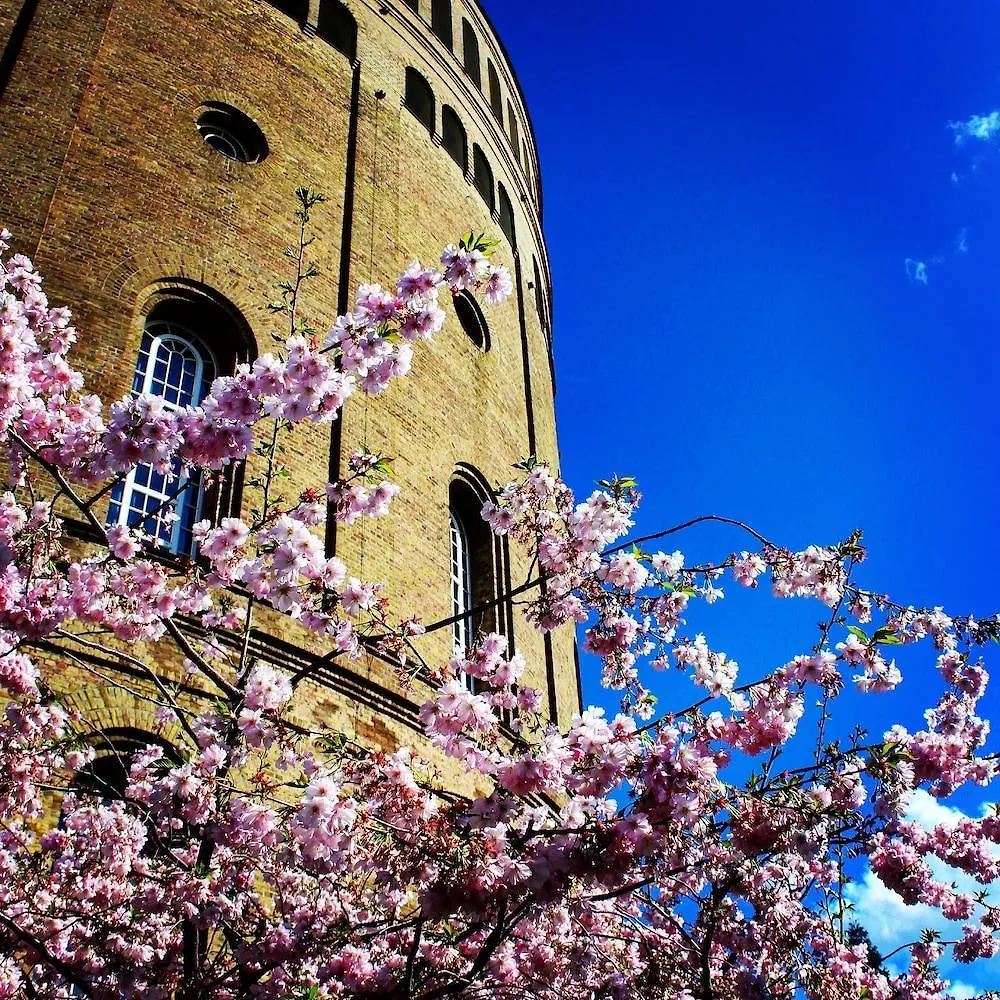 Wasserturm Hotel Cologne, Curio Collection By Hilton