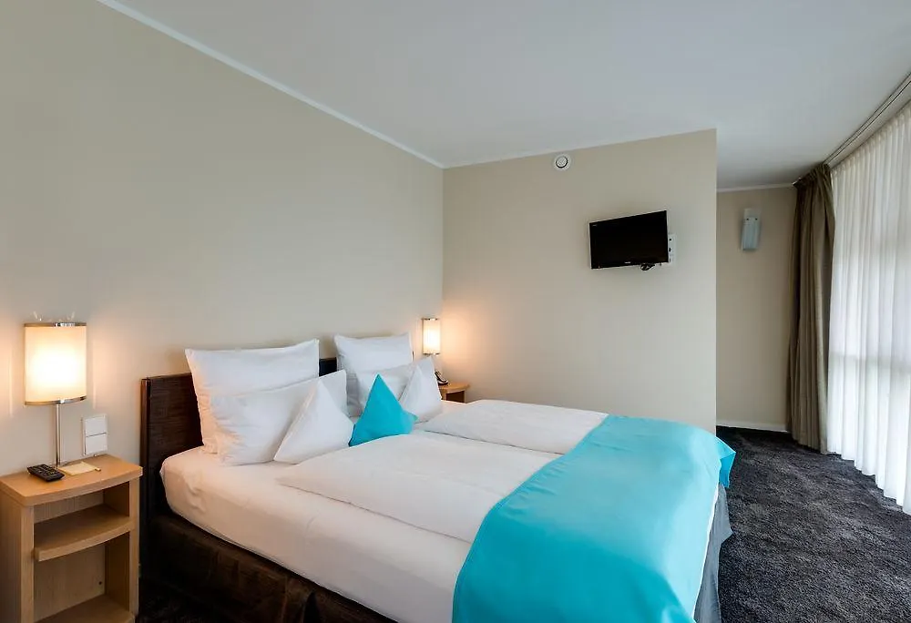 Wasserturm Hotel Cologne, Curio Collection By Hilton