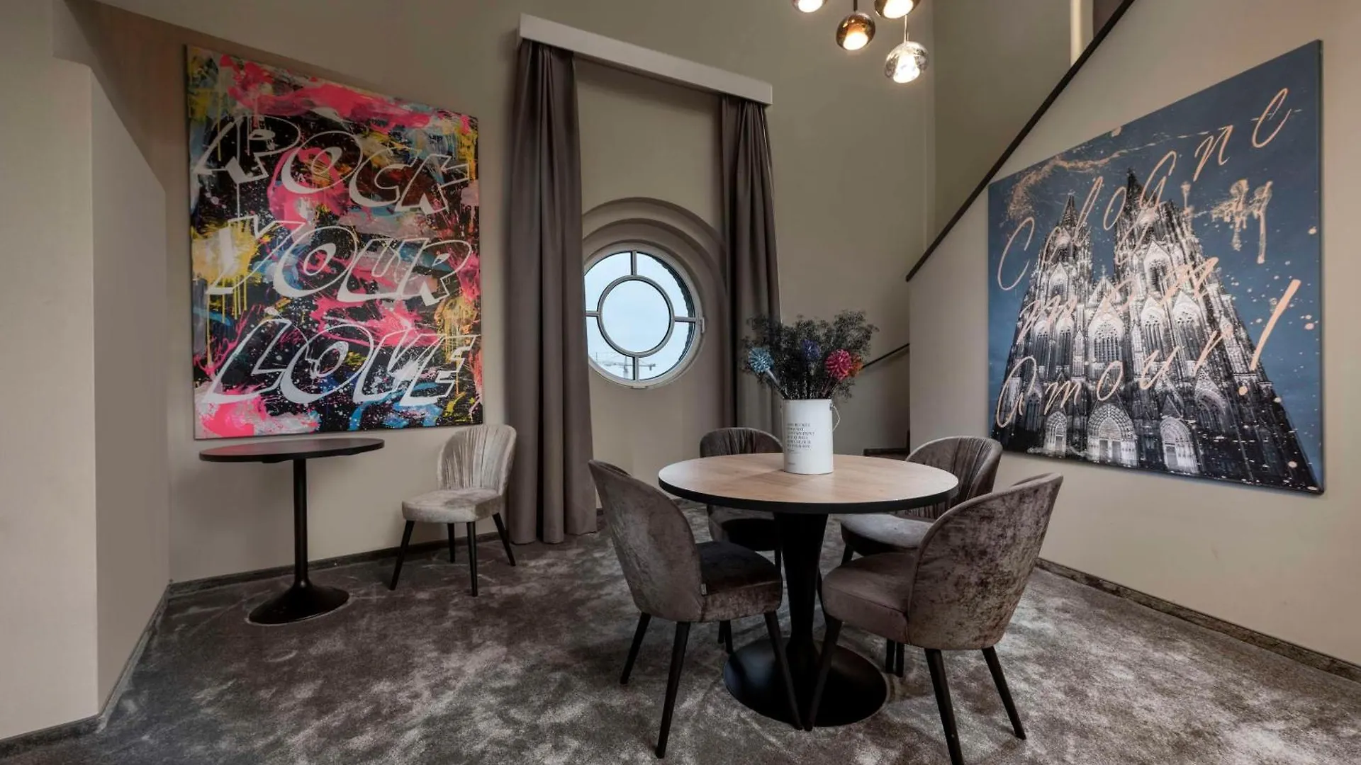Wasserturm Hotel Cologne, Curio Collection By Hilton