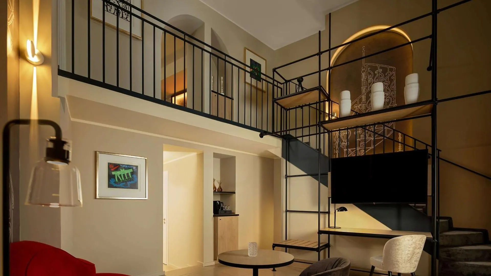 Wasserturm Hotel Cologne, Curio Collection By Hilton