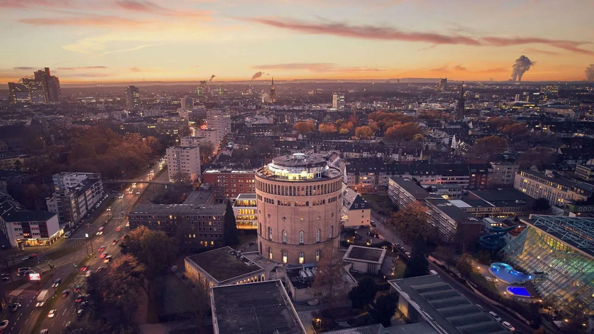 Wasserturm Hotel Cologne, Curio Collection By Hilton Německo