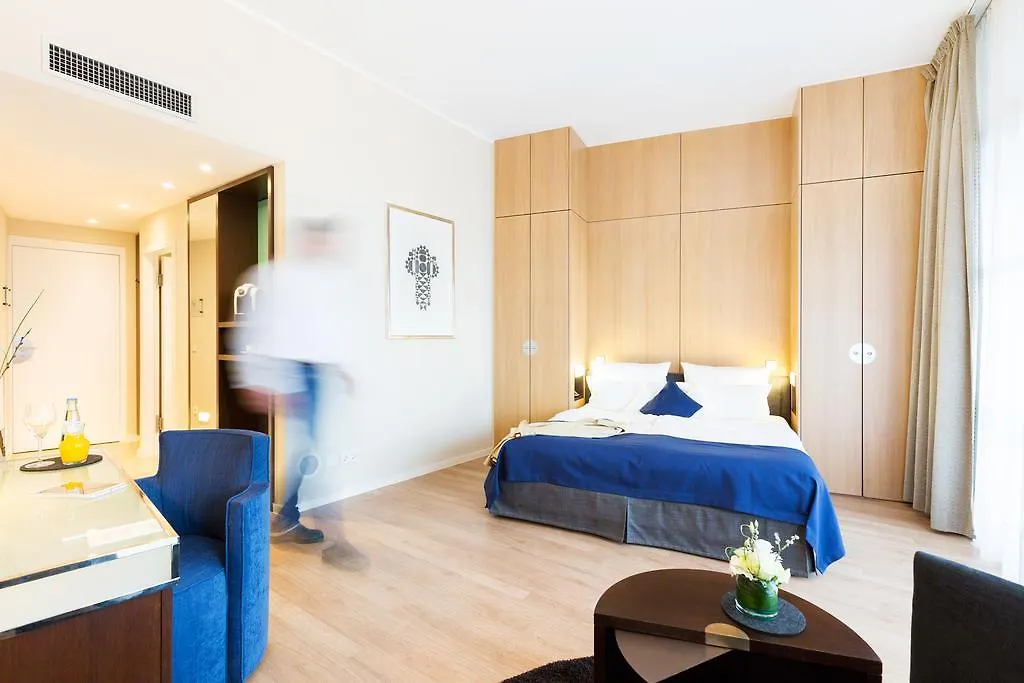 Wasserturm Hotel Cologne, Curio Collection By Hilton