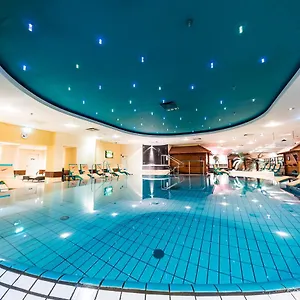4* Hotell Mauritius & Therme